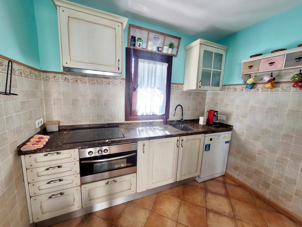 Gatu Premium Villa Lurberri Piscina Privada, 4 Dormitorios, 2 Banos, Parking , Jardines, " Preferente Mayores De 25 Anos Y Familias " In Y Barbacoa Chiclana de la Frontera Exterior photo