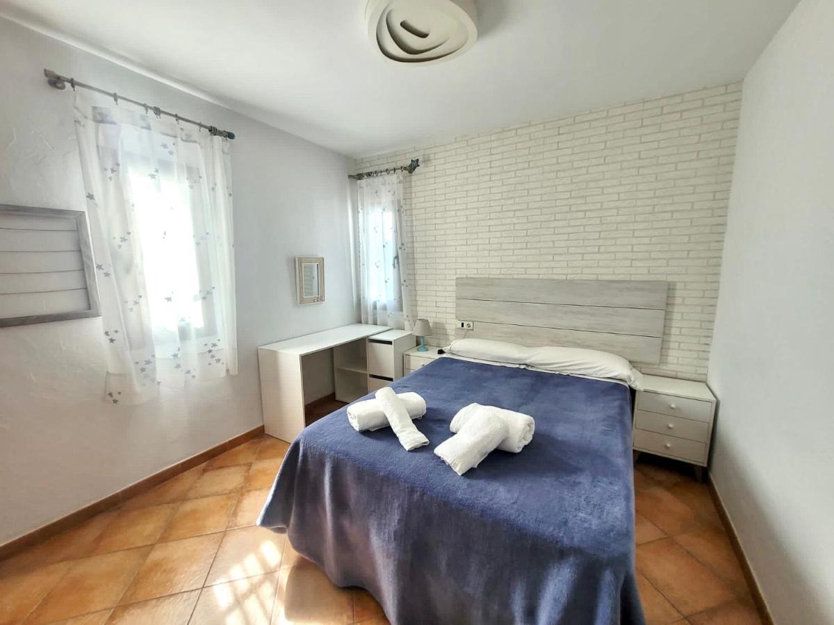 Gatu Premium Villa Lurberri Piscina Privada, 4 Dormitorios, 2 Banos, Parking , Jardines, " Preferente Mayores De 25 Anos Y Familias " In Y Barbacoa Chiclana de la Frontera Exterior photo