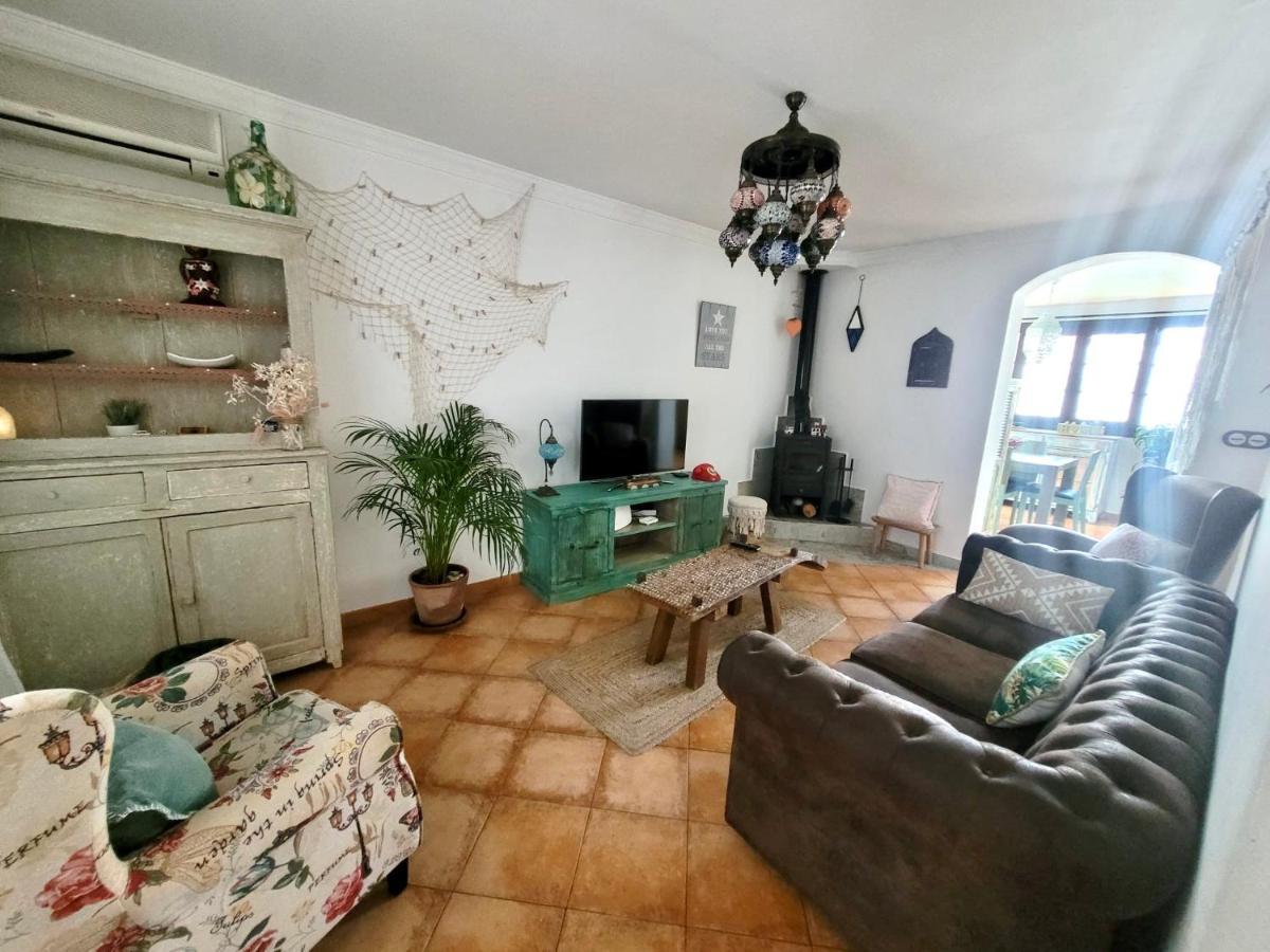 Gatu Premium Villa Lurberri Piscina Privada, 4 Dormitorios, 2 Banos, Parking , Jardines, " Preferente Mayores De 25 Anos Y Familias " In Y Barbacoa Chiclana de la Frontera Exterior photo
